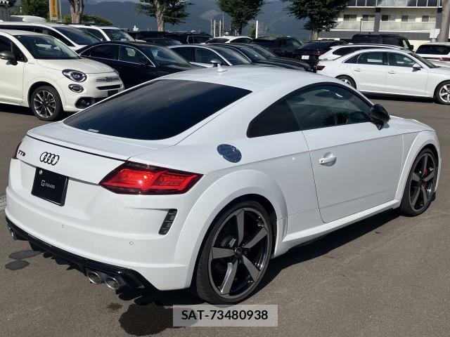 Audi TTS 2023-09 8054561-13