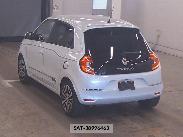 Renault TWINGO 2022-06 8055408-4