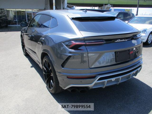Lamborghini URUS 2019-06 8054294-14