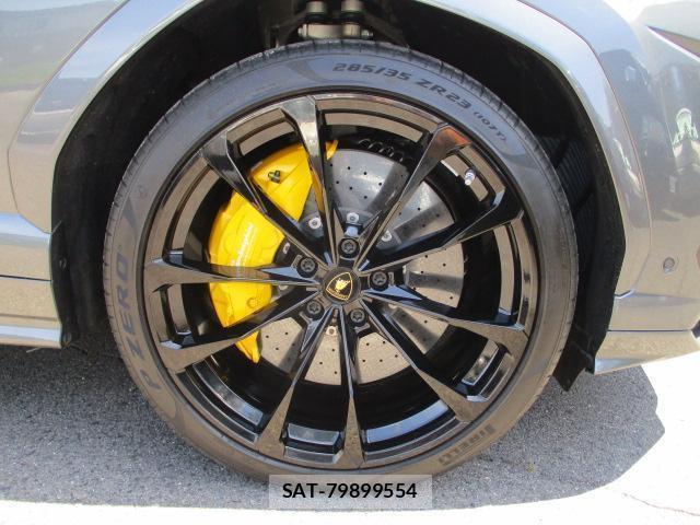 Lamborghini URUS 2019-06 8054294-8
