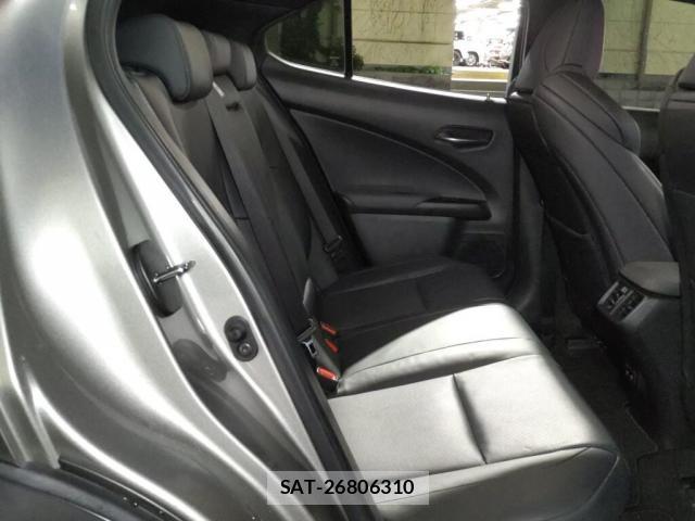Lexus UX 2019-10 8055035-3