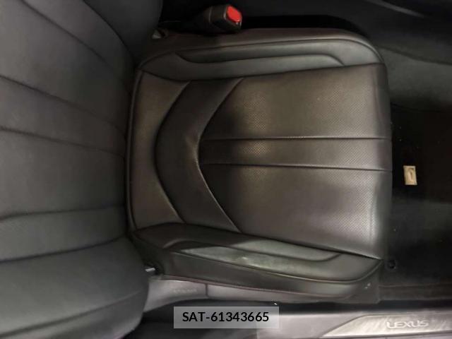 Lexus UX 2019-09 8055036-10