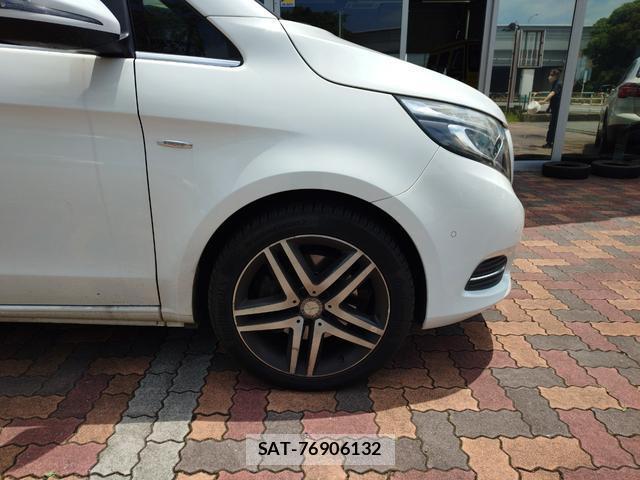 Mercedes Benz V-CLASS 2017-12 8053239-19