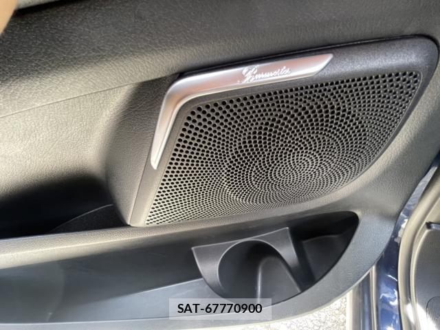 Mercedes Benz V-CLASS 2016 8053563-9