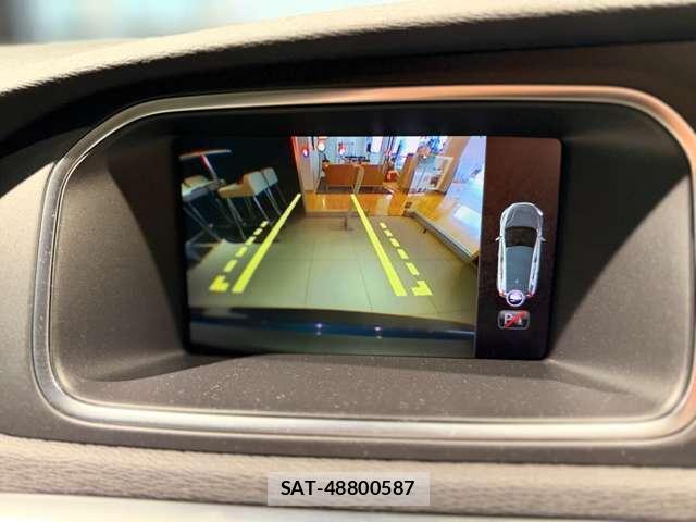 Volvo V40 2017-06 8054042-10