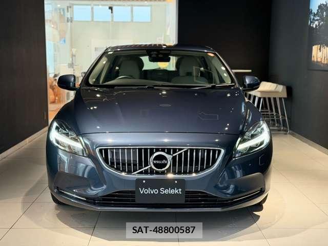 Volvo V40 2017-06 8054042-15