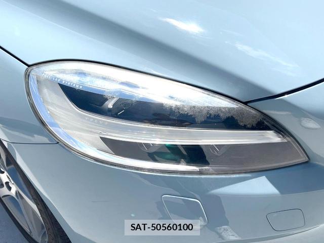 Volvo V40 2017-01 8054216-13