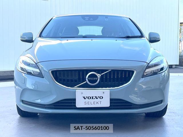 Volvo V40 2017-01 8054216-15