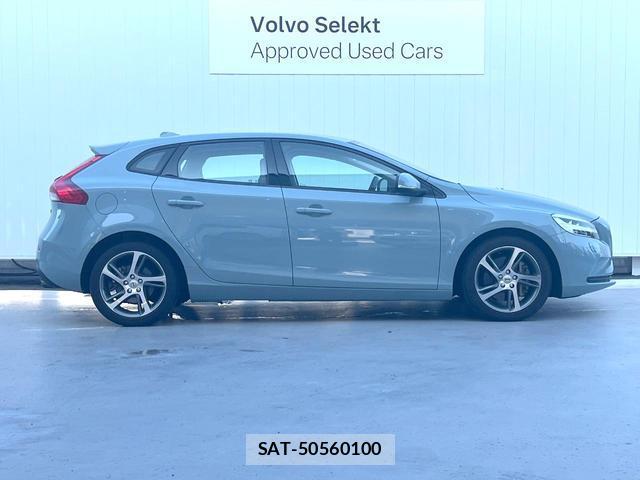 Volvo V40 2017-01 8054216-17