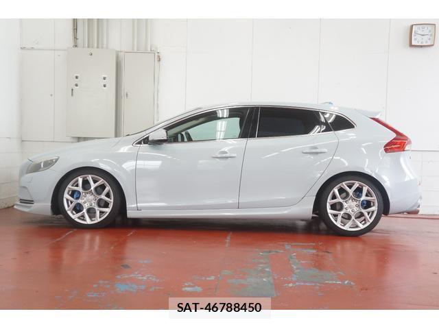 Volvo V40 2013-07 8055221-12