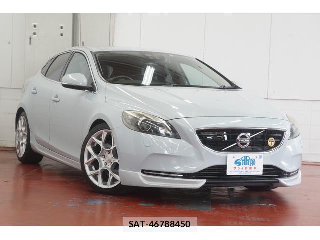 Volvo V40 2013-07 8055221-2