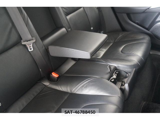 Volvo V40 2013-07 8055221-7