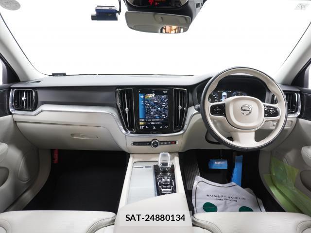 Volvo V60 2021-04 8055228-2