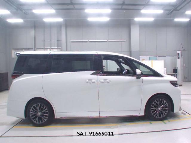 Toyota VELLFIRE 2025-09 8055078-7