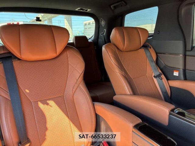 Toyota VELLFIRE 2023-11 8055425-4