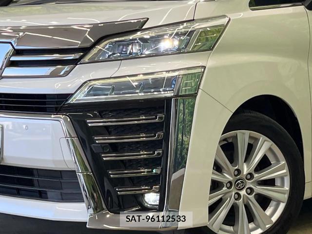 Toyota VELLFIRE 2018-06 8053830-12