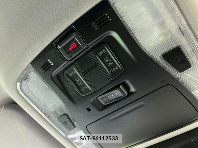 Toyota VELLFIRE 2018-06 8053830-2