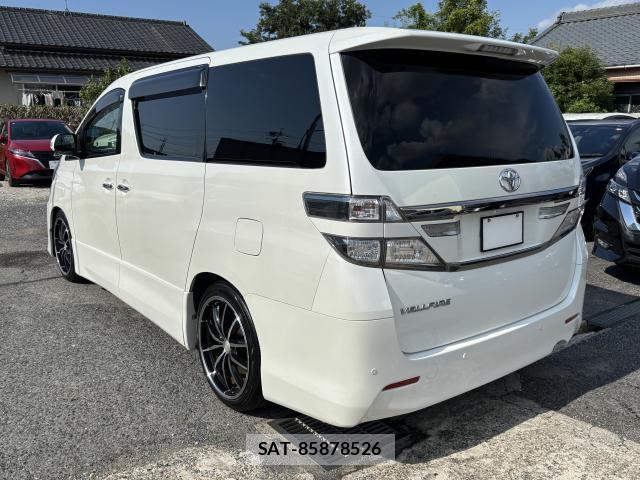 Toyota VELLFIRE 2013-07 8054144-1