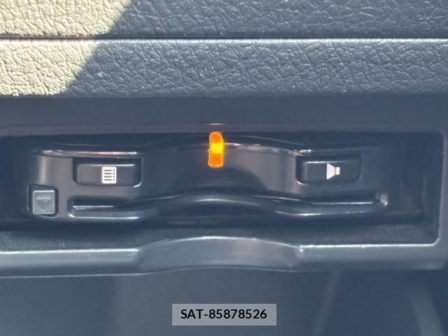Toyota VELLFIRE 2013-07 8054144-5