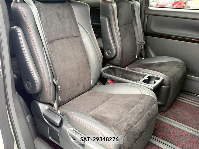 Toyota VELLFIRE 2013-11 8054851-12