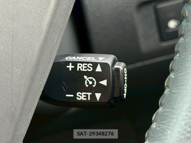 Toyota VELLFIRE 2013-11 8054851-7
