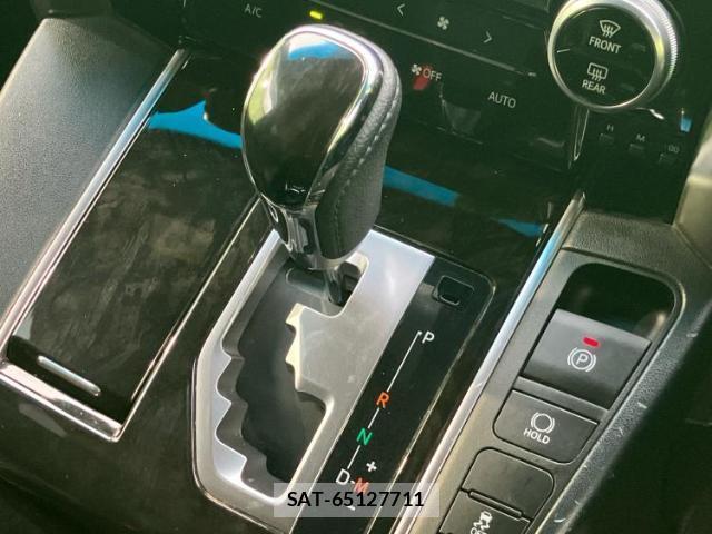 Toyota VELLFIRE 2017-11 8055523-17