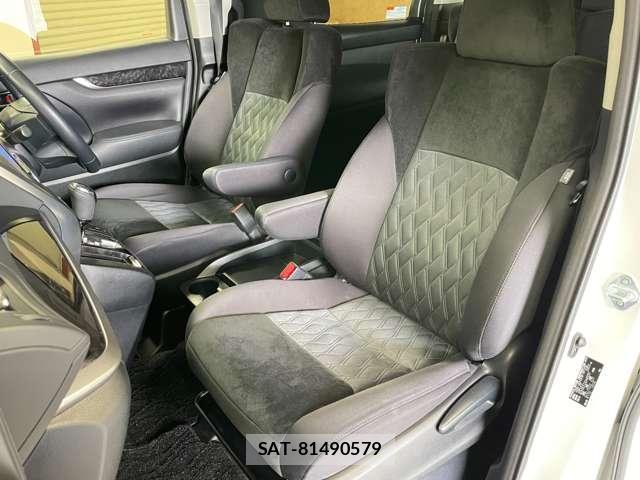 Toyota VELLFIRE 2019-05 8055917-14
