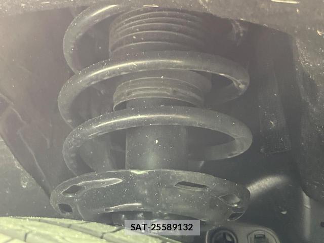 Honda VEZEL 2017-09 8053827-19