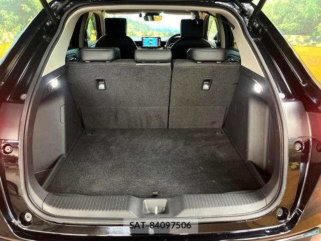 Honda VEZEL 2022-04 8054088-10