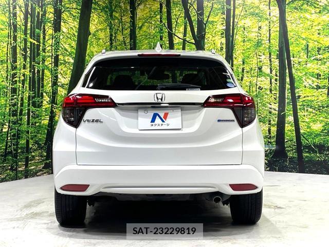 Honda VEZEL 2019-09 8054168-15