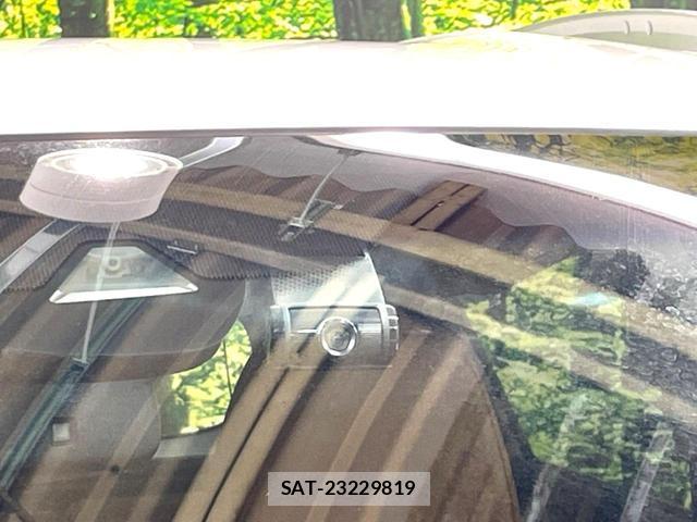Honda VEZEL 2019-09 8054168-6