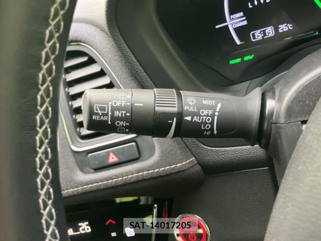 Honda VEZEL 2019-06 8054512-16