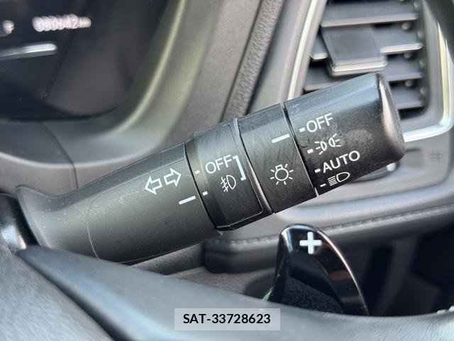 Honda VEZEL 2016-11 8054977-12