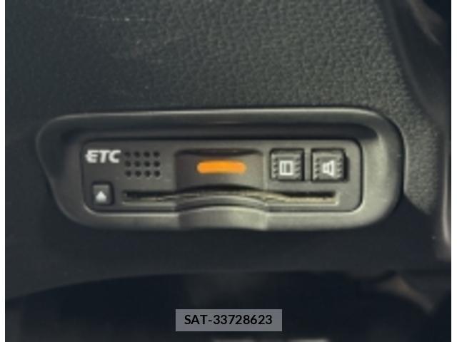 Honda VEZEL 2016-11 8054977-5