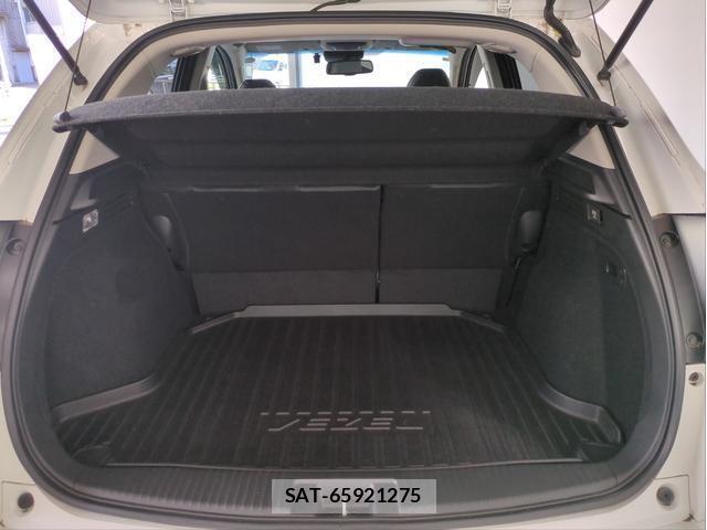 Honda VEZEL 2017-09 8054985-15