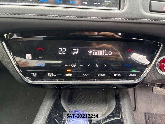 Honda VEZEL 2017-06 8055041-13