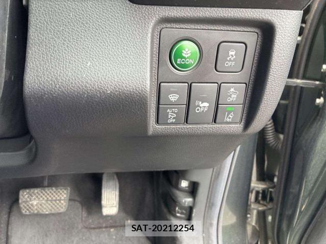 Honda VEZEL 2017-06 8055041-7