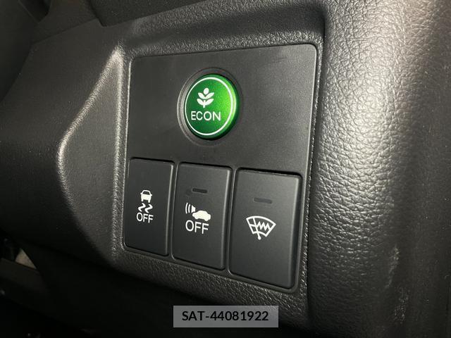 Honda VEZEL 2014-06 8055556-17
