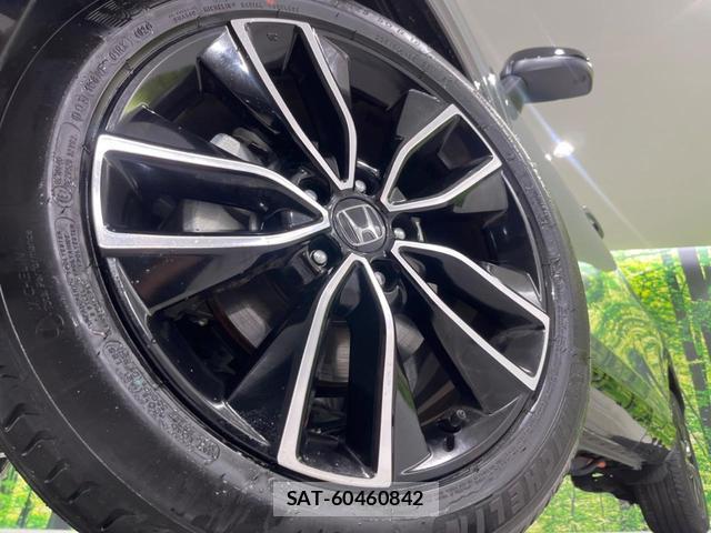 Honda VEZEL 2025-01 8056035-12