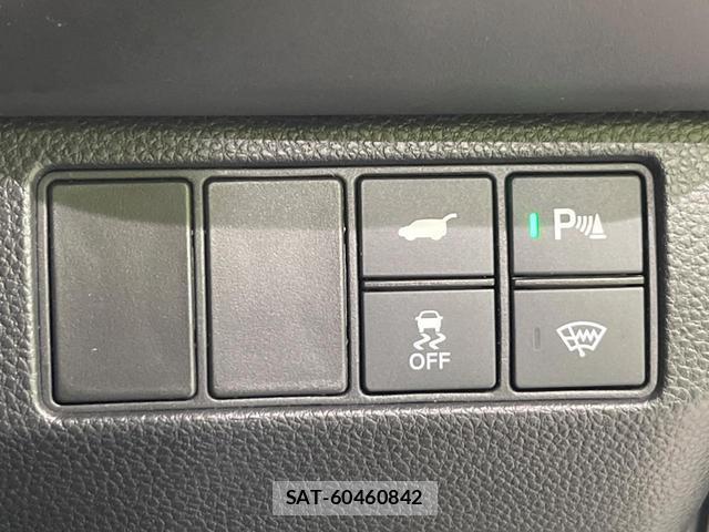 Honda VEZEL 2025-01 8056035-6