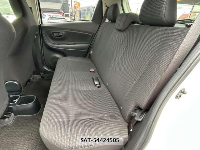 Toyota VITZ 2015-02 8053556-18