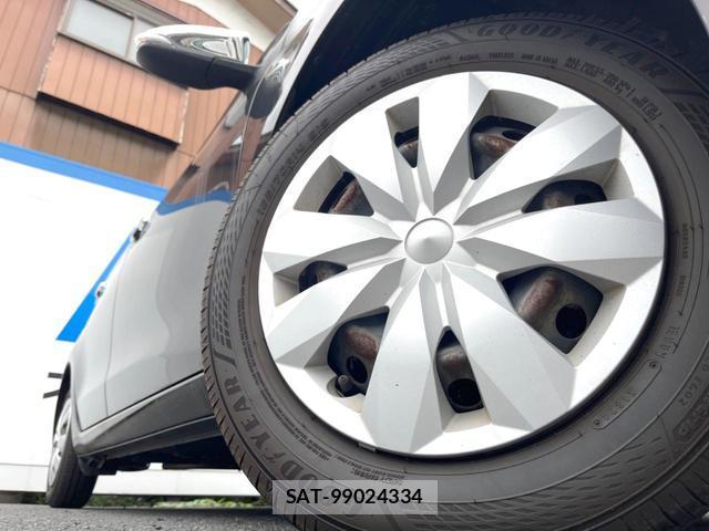 Toyota VITZ 2017-08 8053709-10