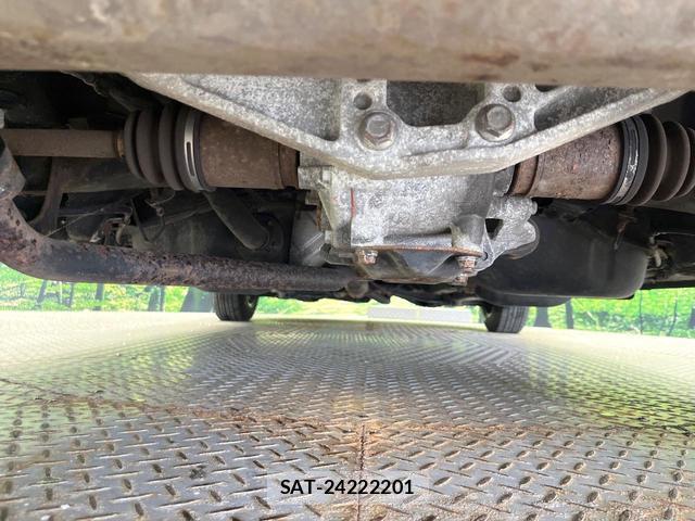 Toyota VITZ 2012-01 8054363-18