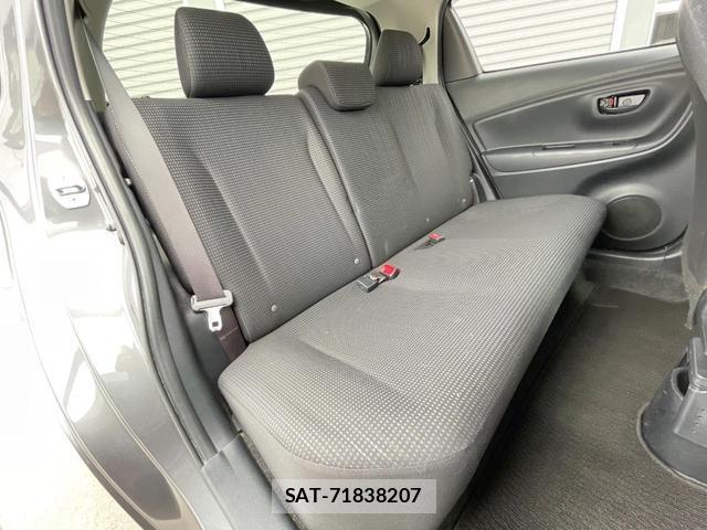 Toyota VITZ 2015-06 8054408-6
