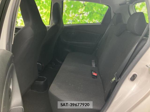 Toyota VITZ 2017-12 8056157-6