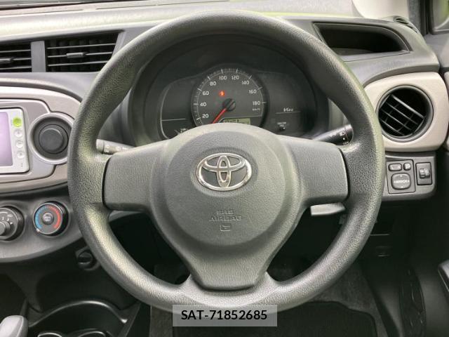 Toyota VITZ 2012-03 8056209-12
