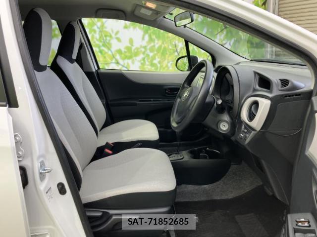Toyota VITZ 2012-03 8056209-3
