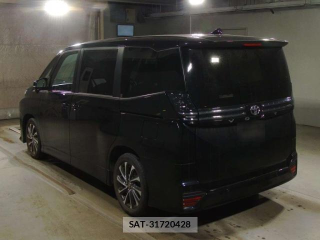 Toyota VOXY 2022-07 8053329-4