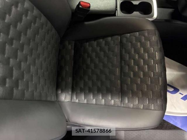 Toyota VOXY 2025-03 8053344-13
