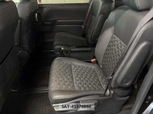 Toyota VOXY 2025-03 8053344-6